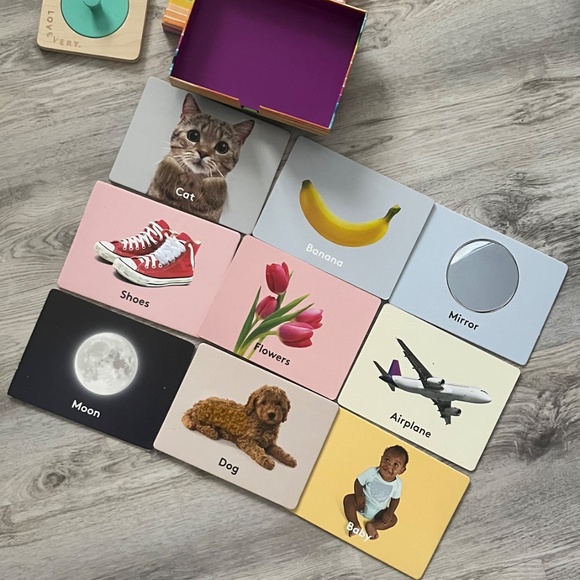 Lovevery 7-8 Months Inspector Kit bundle - Picture 10 of 14